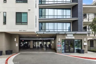 Photo #3: OC24106627 Listing