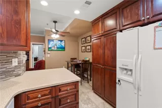 Photo #3: OC24106695 Listing 