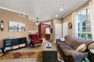 Photo #6: OC24106695 Listing 