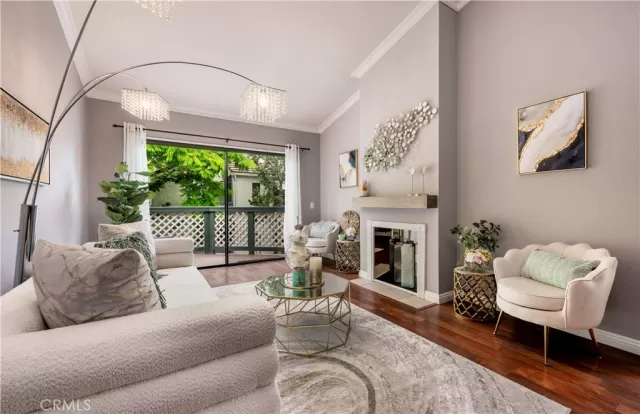 MLS: OC24106866 Condo For Sale