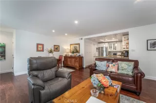 Photo #6: OC24107523 Listing 