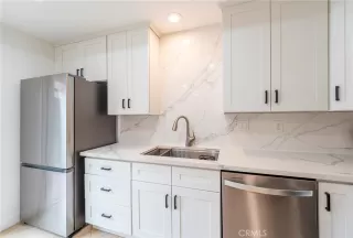 Photo #5: OC24107829 Listing 