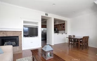 Photo #5: OC24107906 Listing 