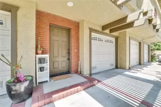 Photo #5: OC24108062 Listing