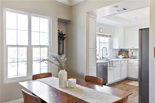 MLS: OC24108153 Condo For Sale