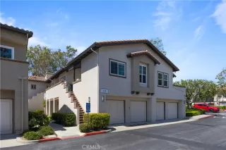 Photo #6: OC24108153 Listing