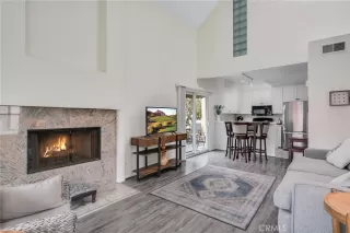 Photo #2: OC24108538 Listing