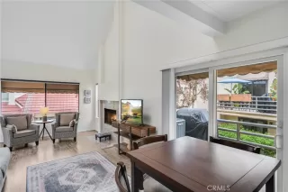 Photo #6: OC24108538 Listing