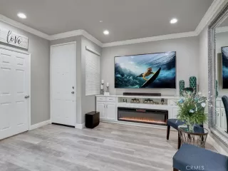 Photo #6: OC24108698 Listing 