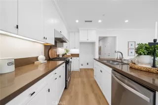 Photo #2: OC24108864 Listing