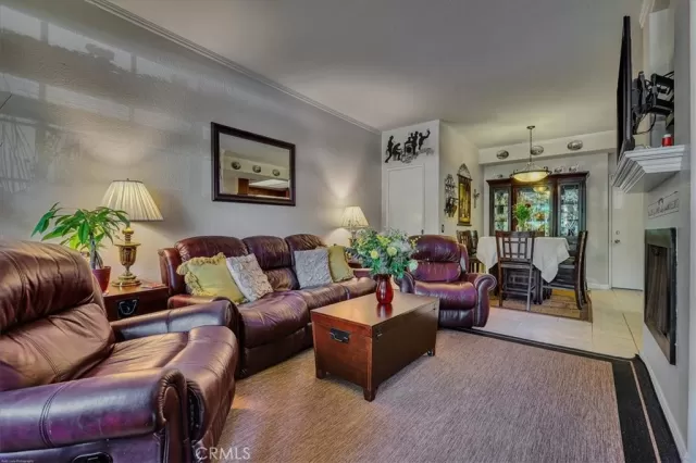 MLS: OC24109023 Condo For Sale