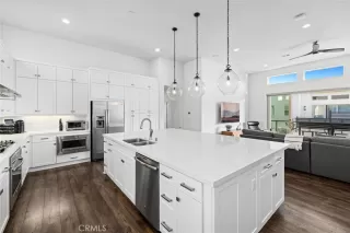 Photo #1: OC24109064 Listing 