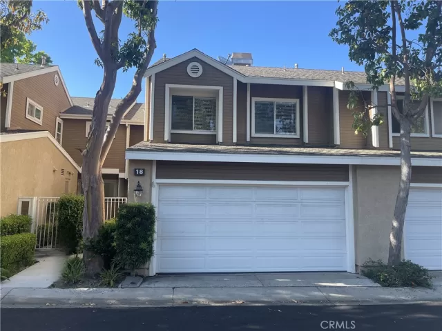 MLS: OC24109491 Condo For Sale