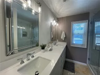 Photo #5: OC24109491 Listing 