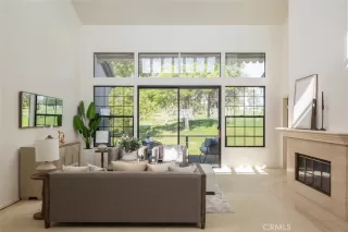 Photo #4: OC24109506 Listing 