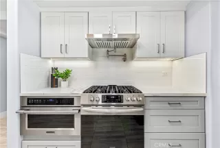 Photo #2: OC24109725 Listing 