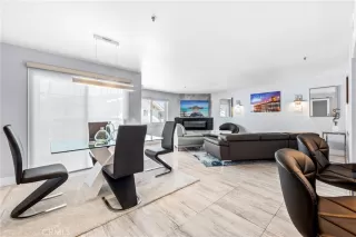 Photo #5: OC24109725 Listing 