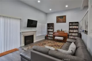 Photo #2: OC24109952 Listing 