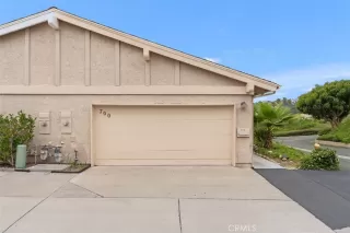 Photo #3: OC24110122 Listing 