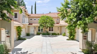 Photo #4: OC24110523 Listing