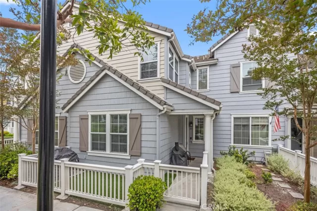 MLS: OC24111188 Condo For Sale