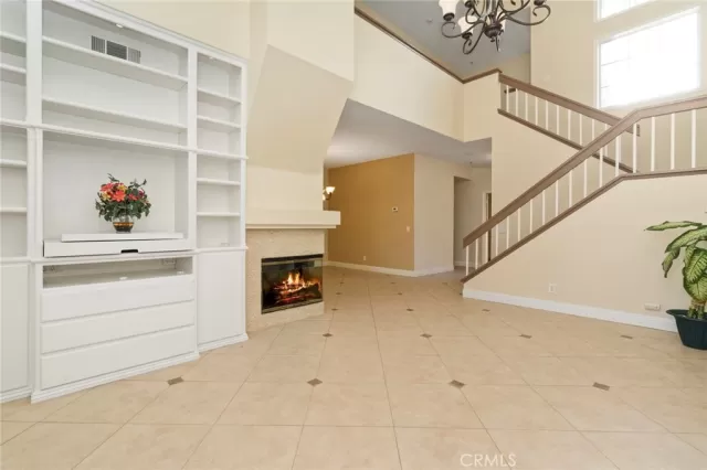 MLS: OC24111352 Condo For Sale