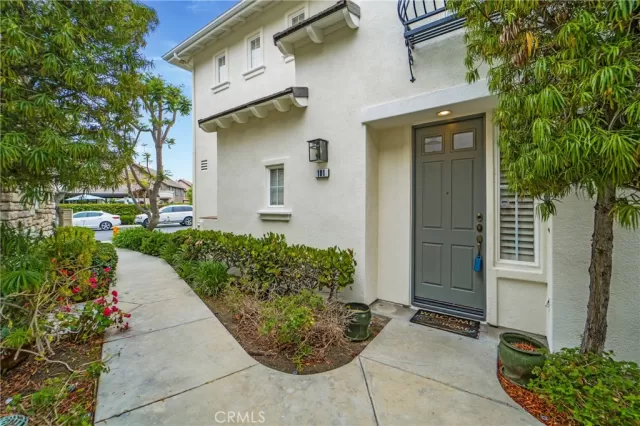 MLS: OC24111446 Condo For Sale