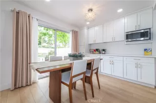 Photo #5: OC24111628 Listing