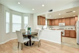 Photo #3: OC24111645 Listing