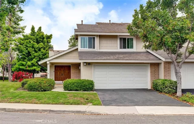 MLS: OC24112132 Condo For Sale