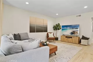 Photo #6: OC24112141 Listing