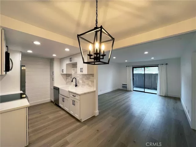MLS: OC24112304 Condo For Sale