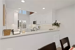 Photo #3: OC24112310 Listing 