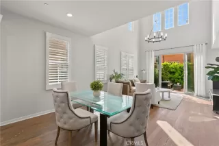 Photo #3: OC24112319 Listing