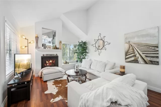 MLS: OC24112433 Condo For Sale