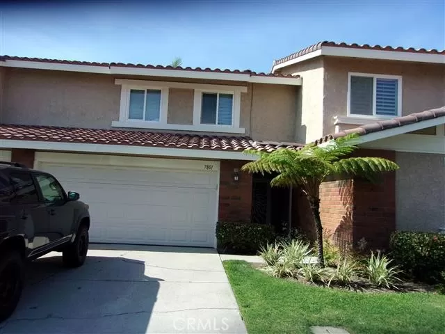 MLS: OC24112729 Condo For Sale