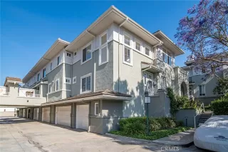 Photo #2: OC24112744 Listing 