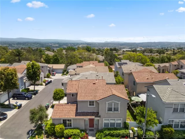 MLS: OC24112748 Condo For Sale