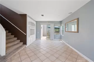 Photo #4: OC24112748 Listing