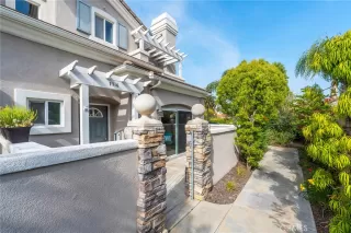 Photo #4: OC24113088 Listing 