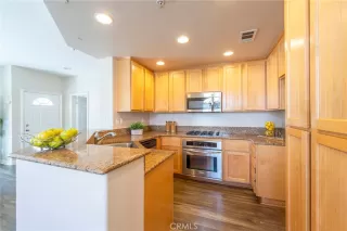 Photo #5: OC24113108 Listing 