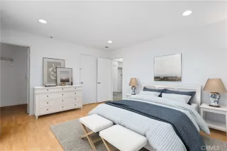 Photo #2: OC24113220 Listing 