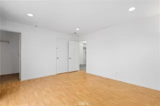 Photo #3: OC24113220 Listing 