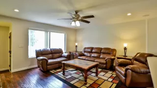 Photo #4: OC24113332 Listing 