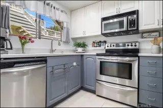 Photo #6: OC24113889 Listing 