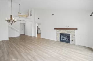 Photo #5: OC24113890 Listing 