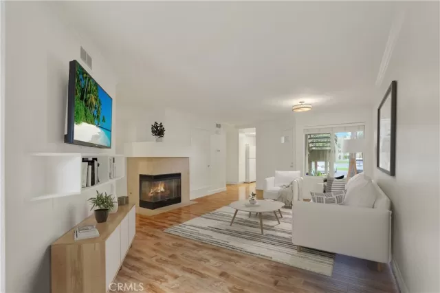 MLS: OC24114175 Condo For Sale