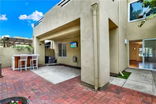 Photo #6: OC24114175 Listing