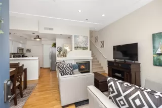 Photo #4: OC24114557 Listing