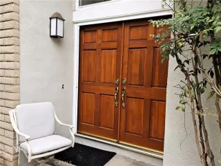 Photo #3: OC24114624 Listing